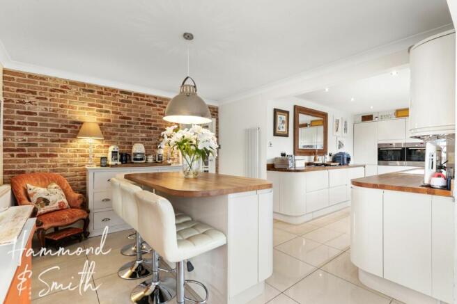 Kitchen/Breakfast Room