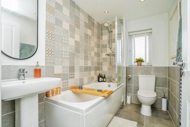 3 bed Semi-Detached for sale Image 11