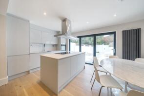 6, Ferry End, Ferry Road, Bray, Maidenhead SL6 2AS
