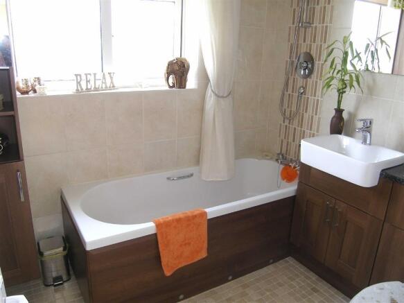 BATHROOM: