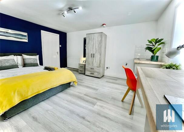 1 bed House Share to rent Image 5