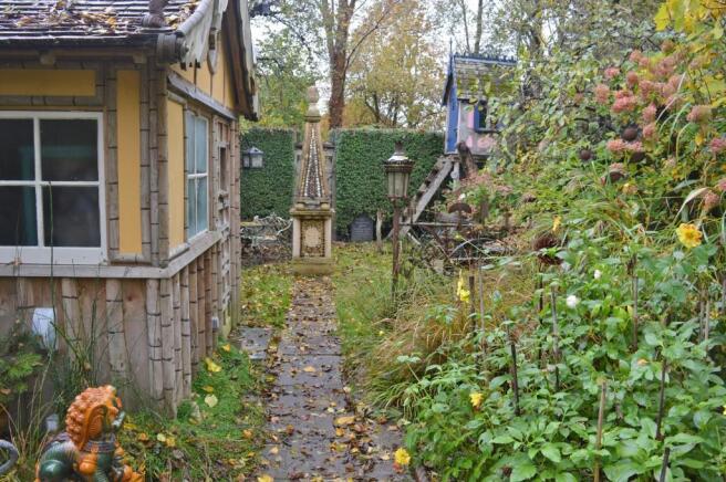 Photo 32