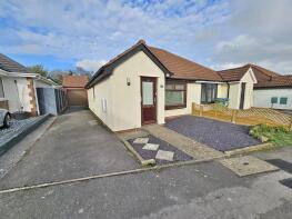 22, Moraunt Drive, Portchester, Fareham PO16 9EF