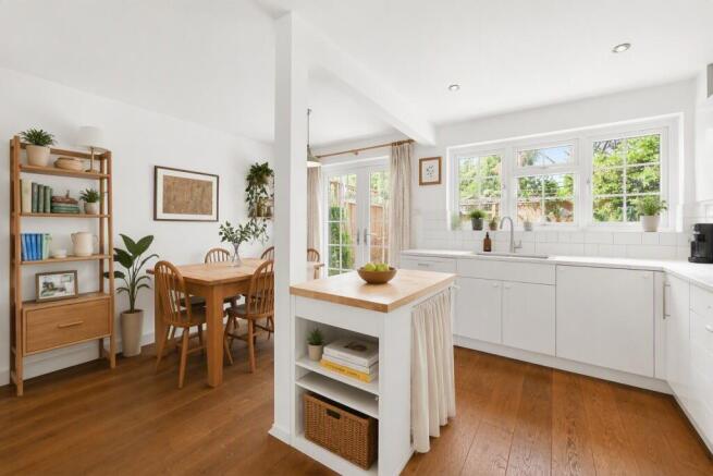 Reception /Kitchen