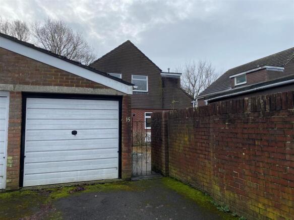 Garage & Parking