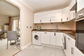 61, French Apartments, Lansdowne Road, Purley CR8 2PJ