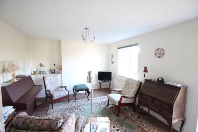 Lounge / Dining Room