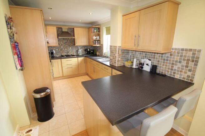 Kitchen/Dining...
