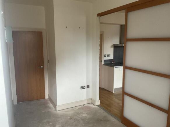 2 bed Apartment for sale Image 6