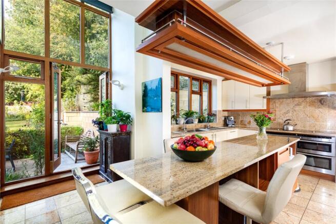 Kitchen/Breakfast