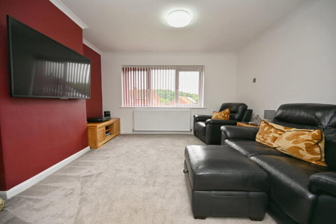 3 bed Semi-Detached for sale Image 7