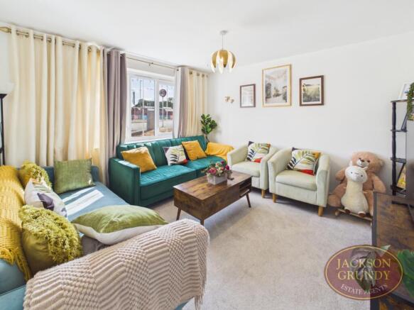 MARRAM CRESCENT