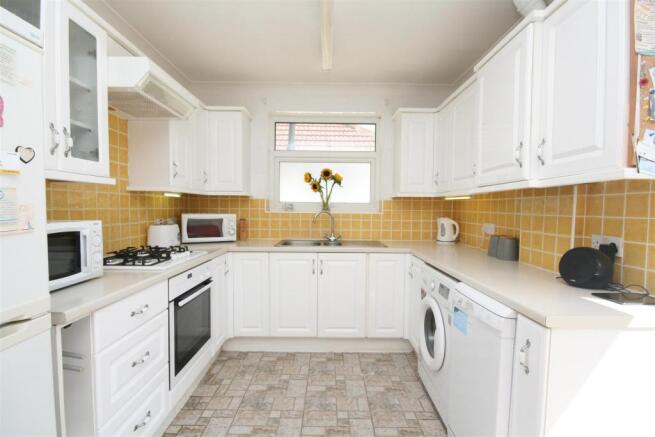 Kitchen .JPG