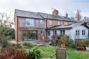 1, Bredy Cottages, Annings Lane, Bridport DT6 4NG
