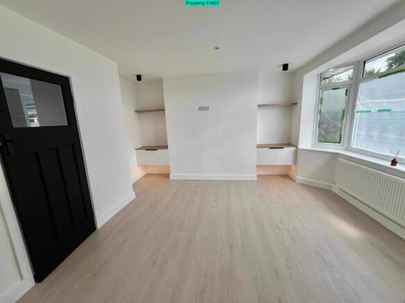 St. Johns Crescent, Hucknall, Nottingham, NG15 7PW photo 4