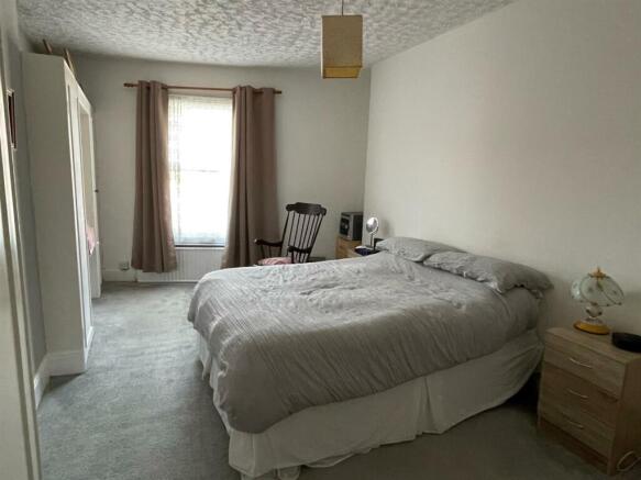Bedroom.jpg