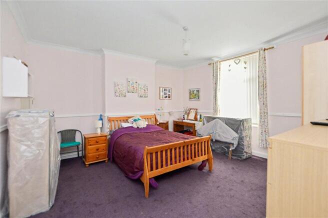 3 bed Terraced for sale Image 5
