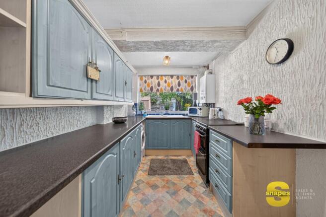 Sunningdale Road, Cheadle Hulme, SK8 photo 4