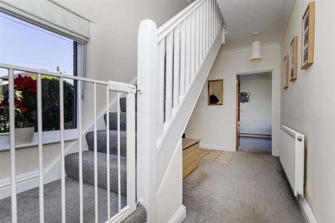 4 bed Semi-Detached for sale Image 6