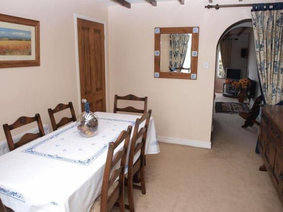 Dining Room (2)