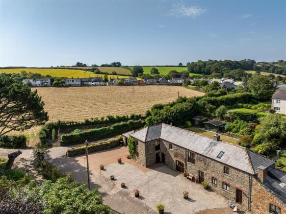 Caladrick-Barn_aerials-13.jpg