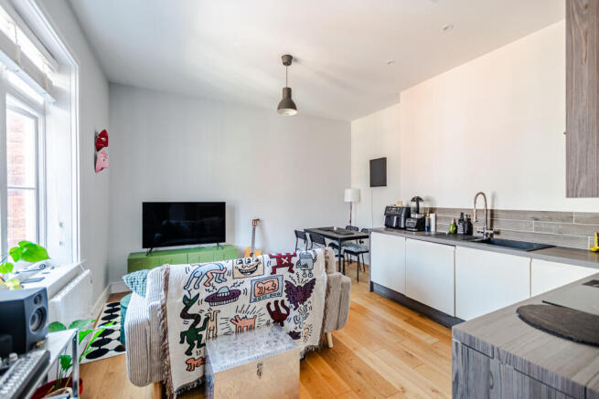 1 bed Apartment for sale Image 5