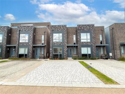 Broxbourne Close, West Didsbury, M20
