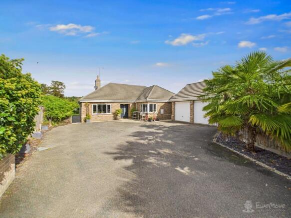 Front of House- Mark Stephens EweMove Newmarket an