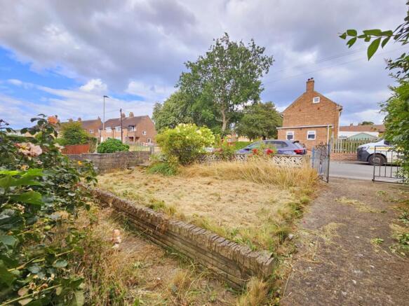 3 bed Semi-Detached for sale Image 11