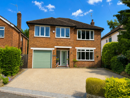 Robins Close, Bramhall, SK7