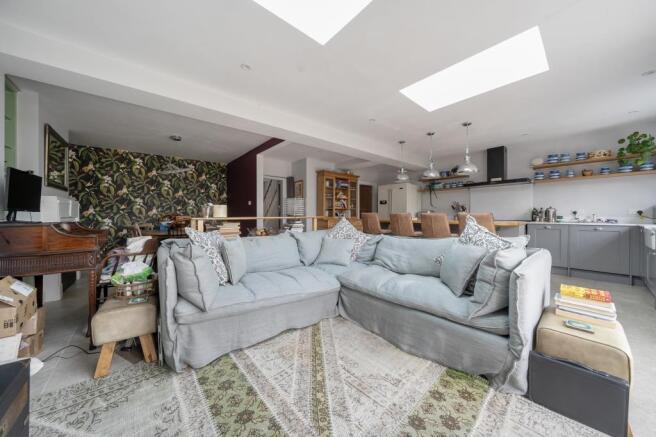 Kitchen/Living Area