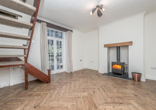 2 bed Semi-Detached for sale Image 7