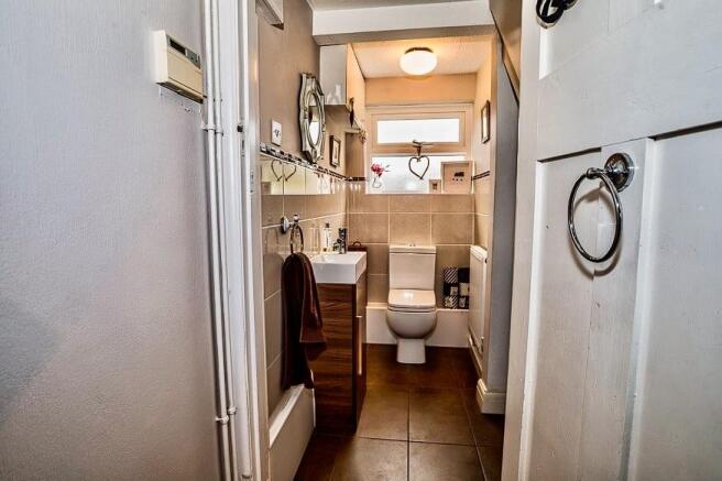 Cloakroom/WC