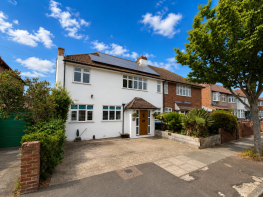 220, Rydal Drive, Bexleyheath DA7 5DG