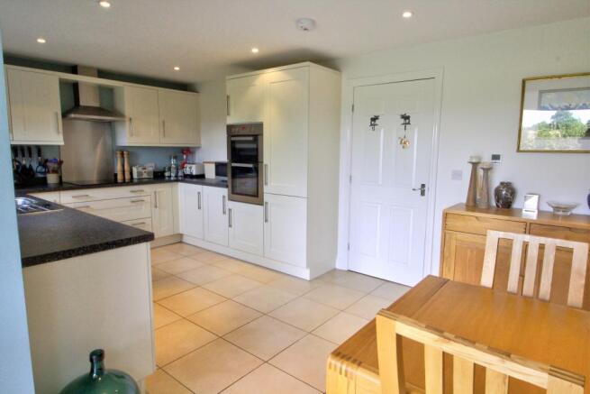 Kitchen 3