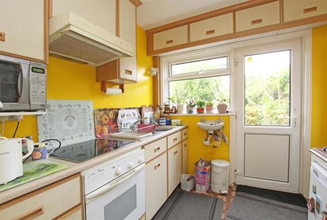 45WL - Kitchen.jpg