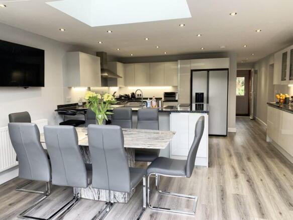Kitchen (2)