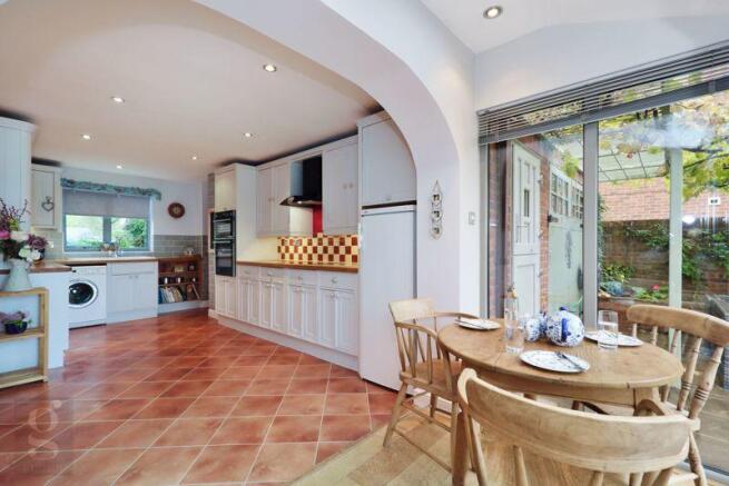 Kitchen/Breakf...