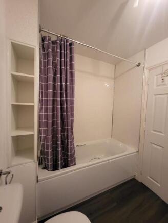 Main Bathroom