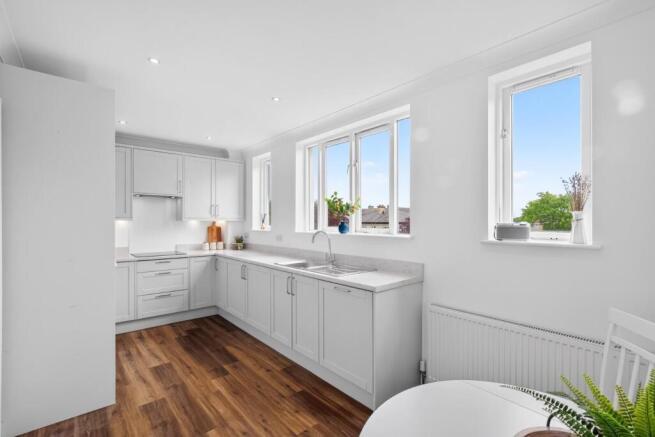 2 bed Terraced for sale Image 5