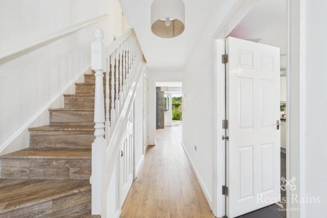 3 bed Terraced for sale Image 7