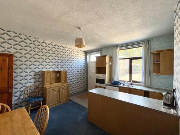 3 bed Terraced for sale Image 8