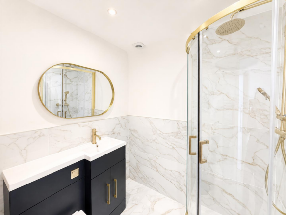 Bathroom (4).png