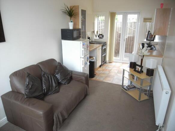 Lounge/Kitchen