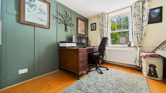 3 bed Semi-Detached for sale Image 8