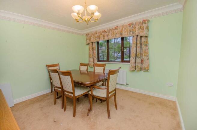 Dining room.jpg