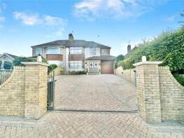 66, Main Road, Hextable BR8 7RA