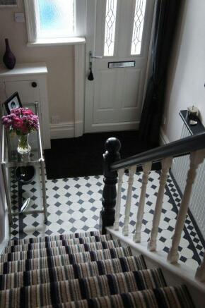 GALLERIED LANDING
