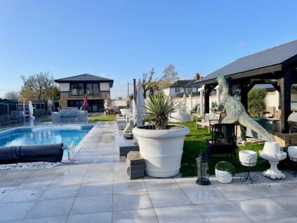 Brentwood, Essex, CM13