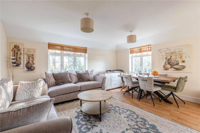 Living/Dining Room